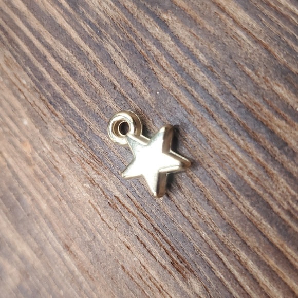 Vermeil shooting‎ star delicate charm pendant - Picture 1 of 2